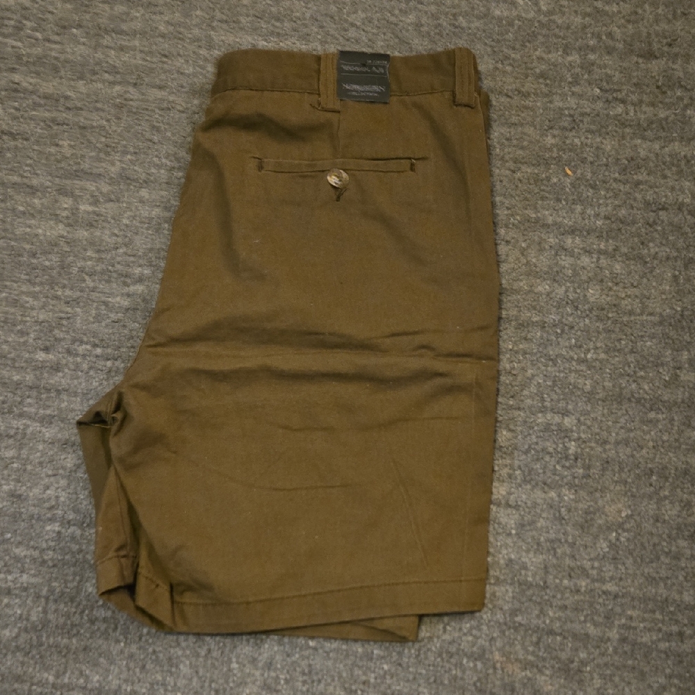 Men's Flat Front Shorts - Brown &gray